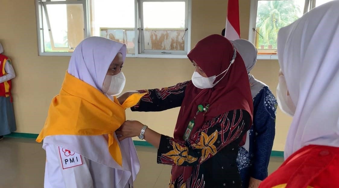 Pelantikan Anggota Baru PMR Wira MAN 2 Brebes Periode 2021-2022