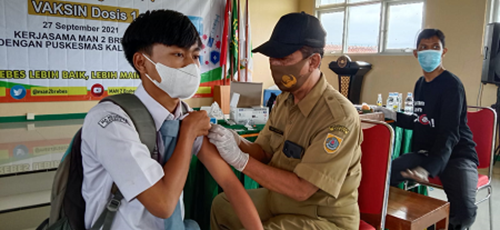 Antusiasme Pelajar MAN 2 Brebes Ikuti Vaksin Covid -19
