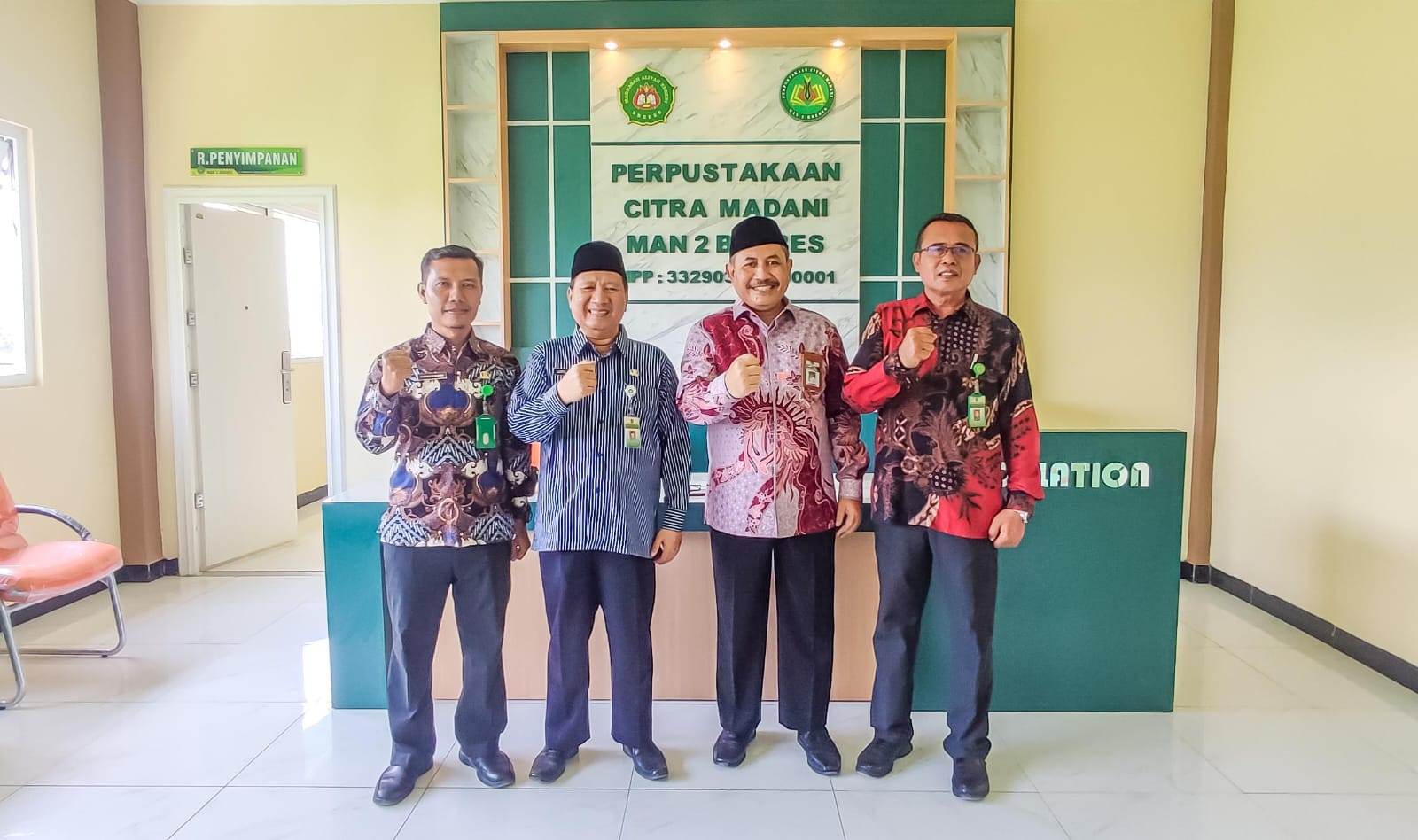 Kunjungi Perpustakaan dan Laboratorium; Kabid Penma Kemenag Prov Jateng Puas