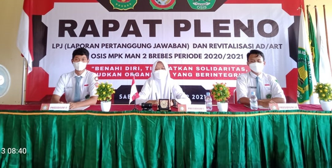 OSIS DAN MPK MAN 2 BREBES MELAKSANAKAN RAPAT PLENO 