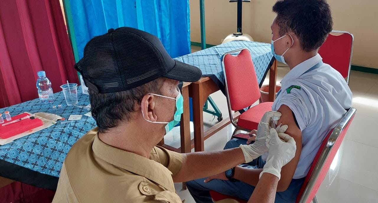 Tuntas ! Vaksinasi Dosis 2 MAN 2 Brebes